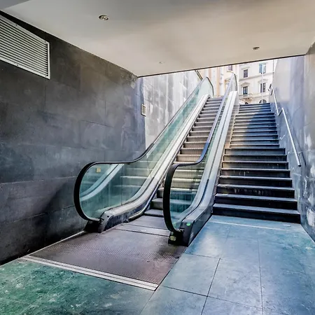 Appartement Attico Nel Cuore Di Con Box Privato Per Auto *