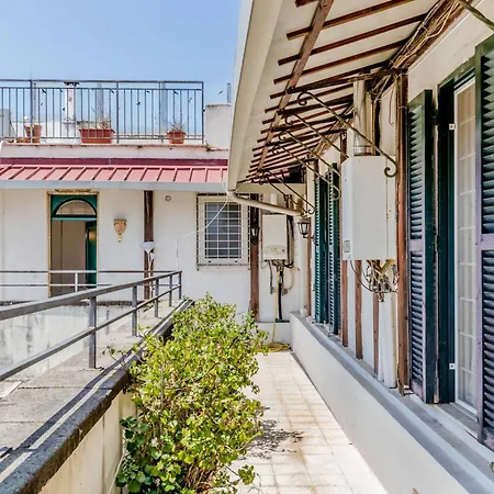 Attico Nel Cuore Di Con Box Privato Per Auto Rome