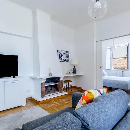 Attico Nel Cuore Di Con Box Privato Per Auto *