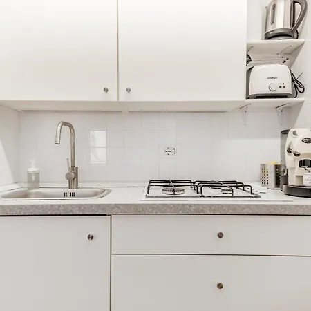 Attico Nel Cuore Di Con Box Privato Per Auto *