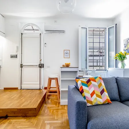 Appartement Attico Nel Cuore Di Con Box Privato Per Auto Rome