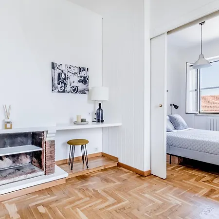 Appartement Attico Nel Cuore Di Con Box Privato Per Auto *